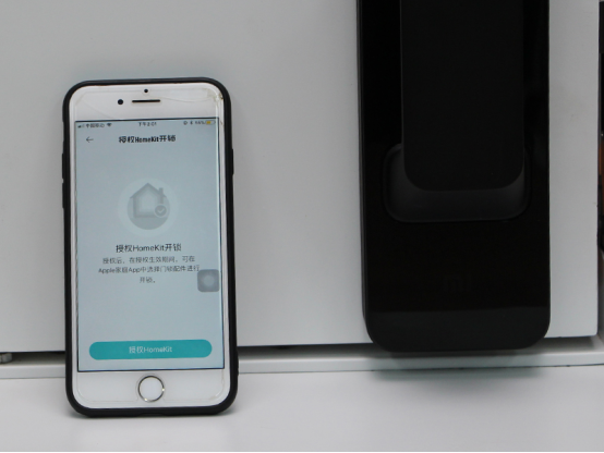 开元体育·(中国)官方网站小米全自动智能门锁评测：1秒开锁支持智能联动真香！(图2)
