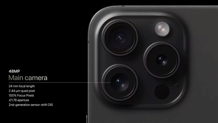 开元体育iPhone15发布：“改口”了、“钛轻”了、看远了、更“小芯”了(图4)